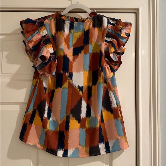 THML Multicolor Geometric Ruffle Sleeve Top - Picture 6 of 6